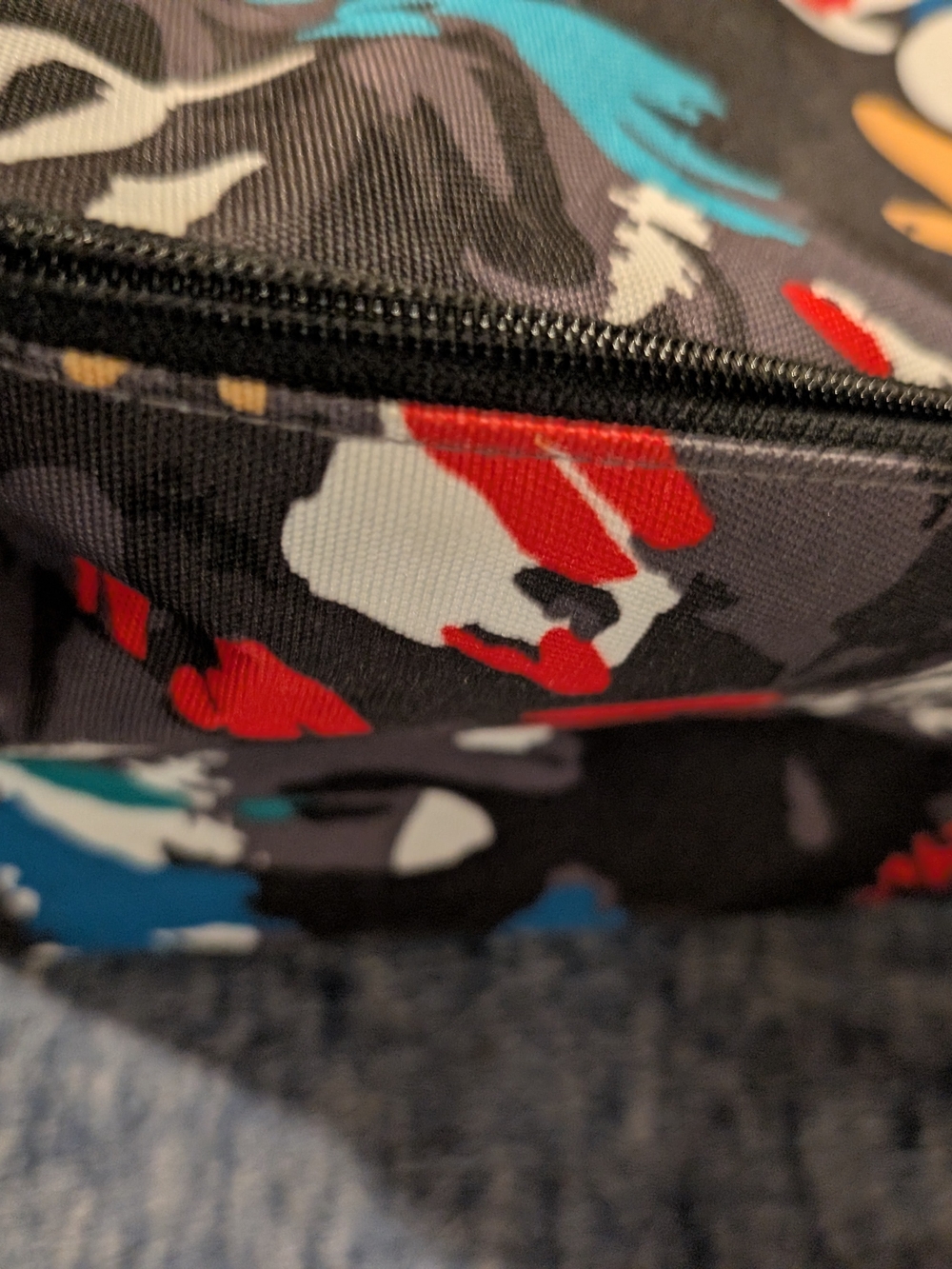 NWOT Vera Bradley Floral Print Lunchbox in Black Multicolor - Picture 6 of 7